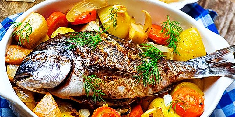 Pozostań fit na Święta: Pieczony karp i ryba po grecku
