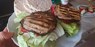 Grzyboburger, czyli half-vegan style!
